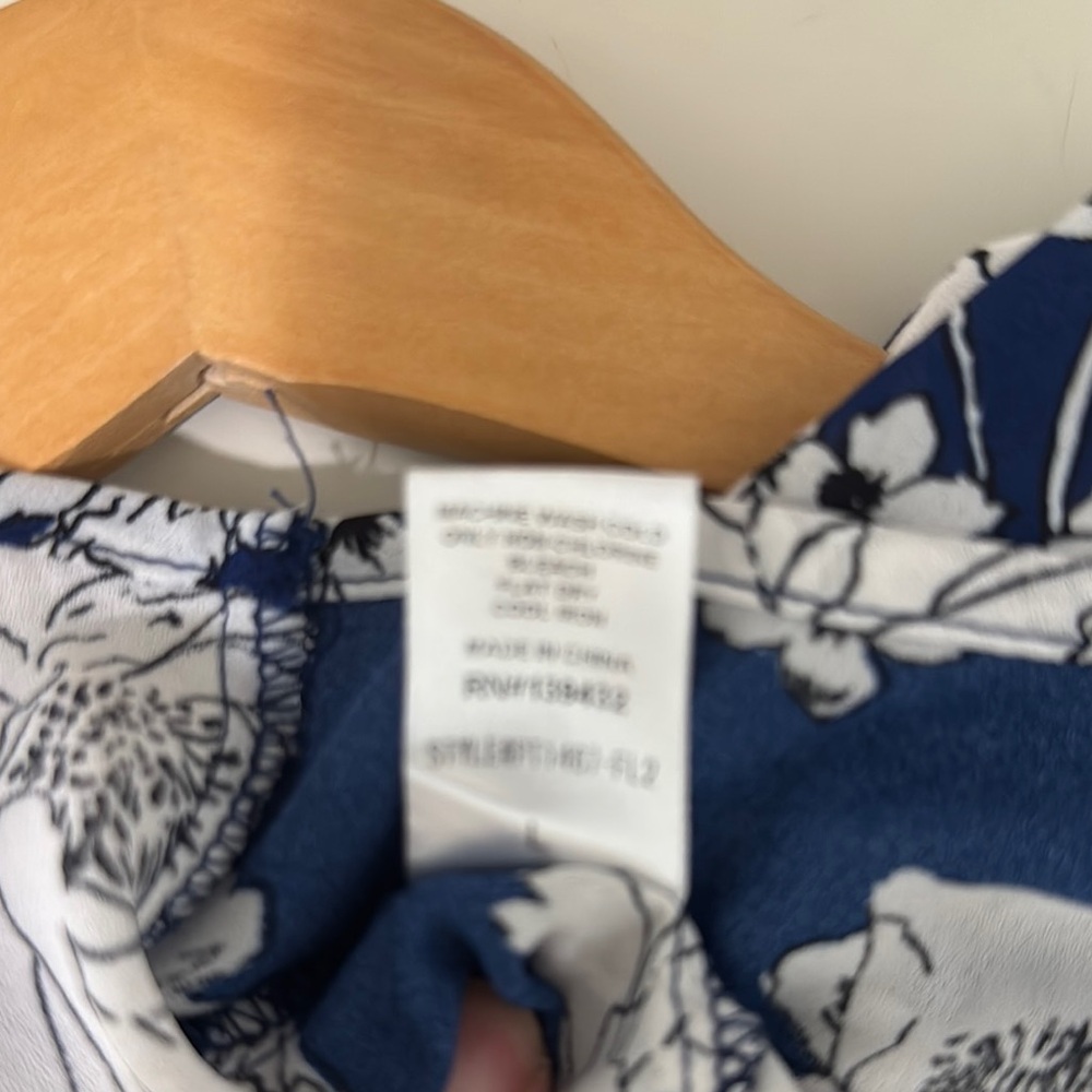 Papermoon Blue and White Floral Tank Top - Picture 5 of 5